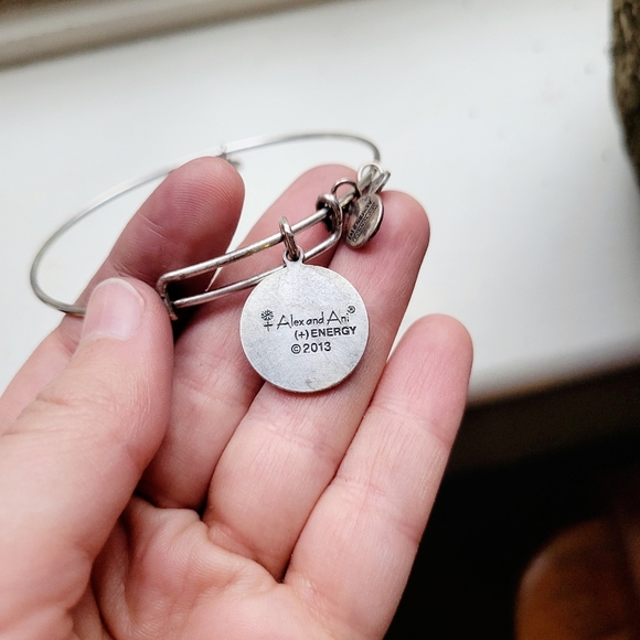 Alex & Ani 2013 Lotus Flower Om Bracelet - Picture 8 of 8